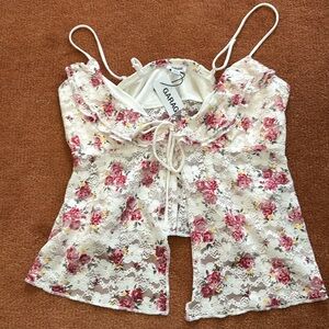 Garage adorable lace top Brand-new with tag!